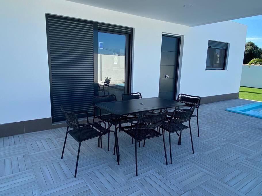 Moderna Villa Con Piscina Privada By Chiclanadreams Chiclana de la Frontera Luaran gambar